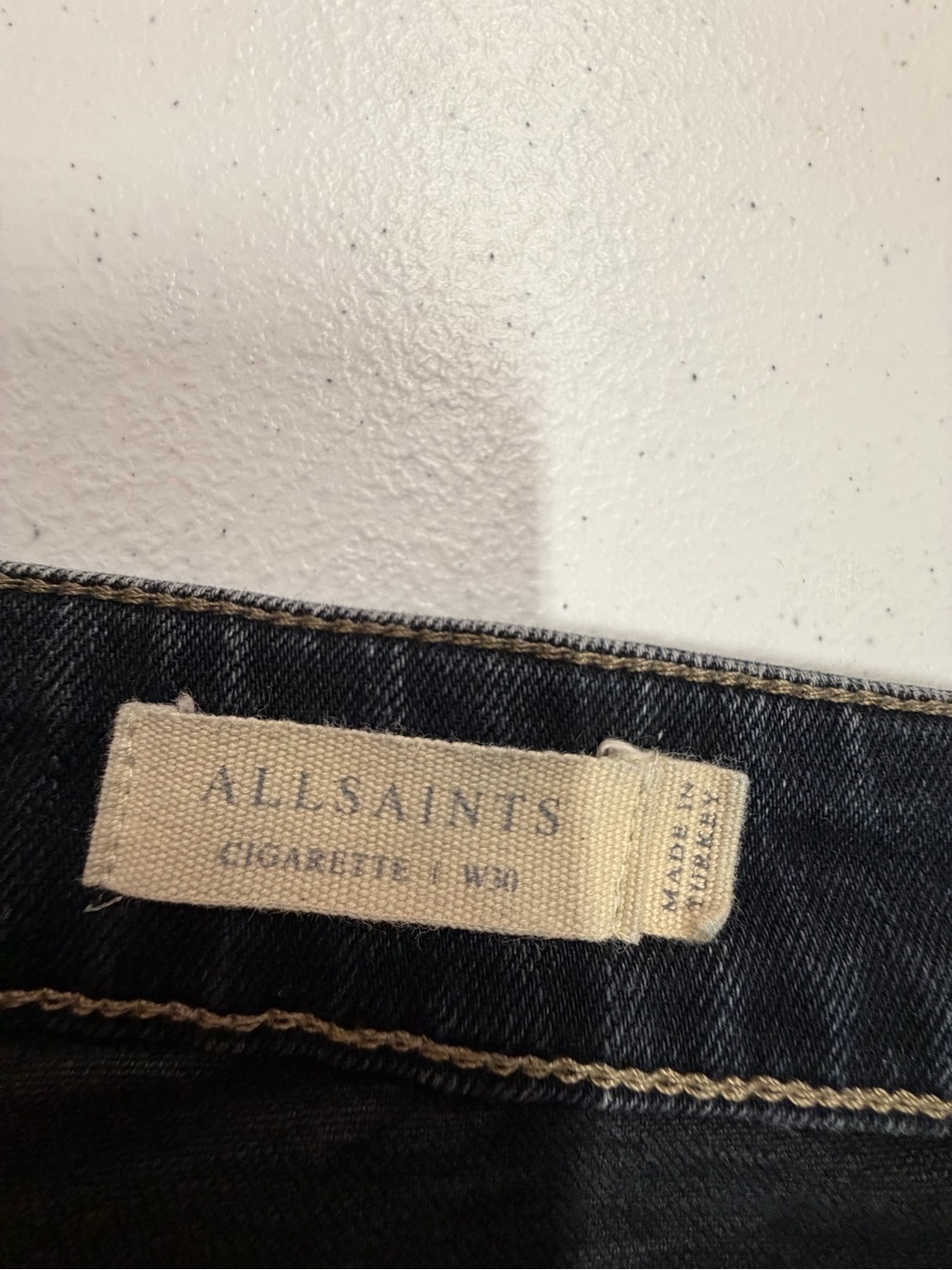 AllSaints Cigarette Damaged W30 Black Gray Distressed Skinny Button Fly
B342